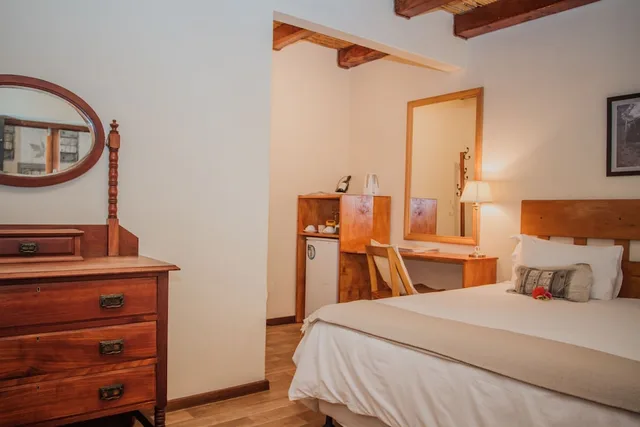 Budget, King Bed, Street View، Aan De Oever 6/8