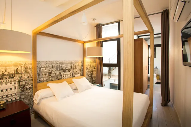 غرفة بريميوم بسريرين منفصلين بشرفة، Brondo Architect Hotel 2/10