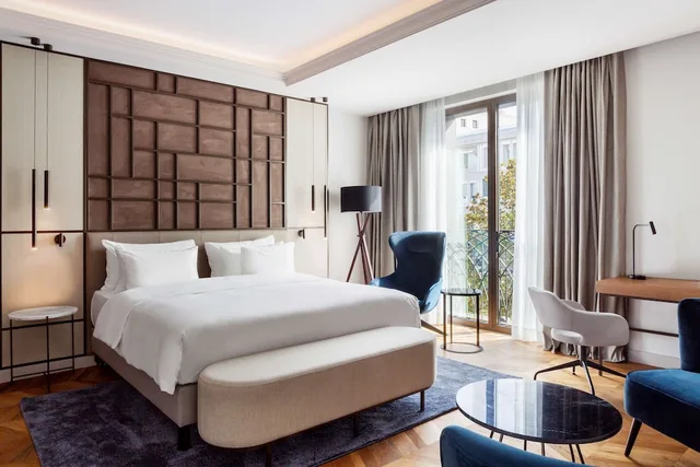 Junior Suite, Twin Beds, Radisson Collection Hotel, Magdalena Plaza Sevilla 3/3