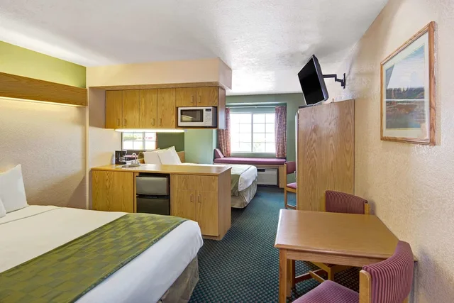 جناح استوديو بسريرين كوين، Microtel Inn and Suites by Wyndham Albuquerque W 2/3