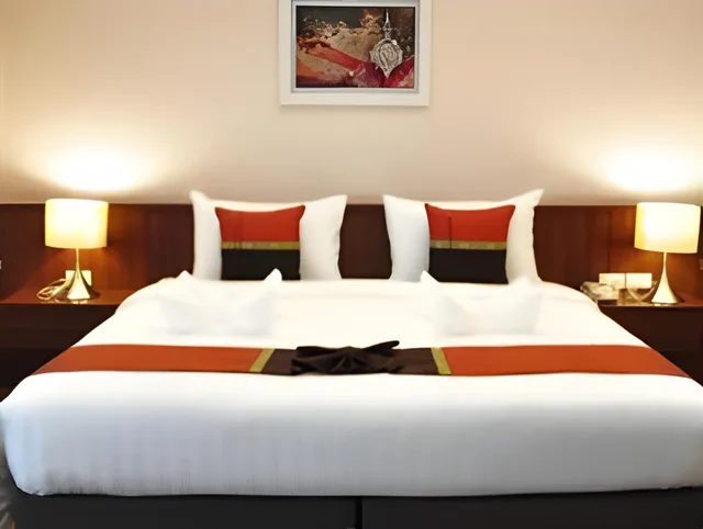 1 Bedroom, Executive, Double Bed, Avion Village Apart Hotel 2/2
