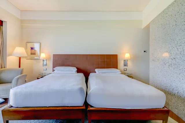 غرفة كلوب بسريرين منفصلين، HYATT REGENCY KOLKATA 1/8