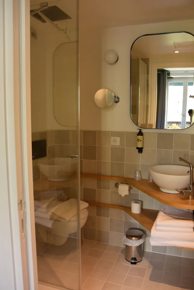 غرفة بسرير مزدوج، Le Petit Cosy Hotel 3/3