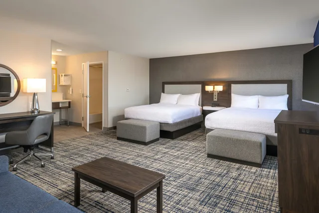 استوديو بسريرين كوين، Hampton Inn Suites Manteca 3/10