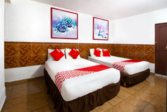 غرفة قياسية بسريرين، OYO Hotel Brazil, Guadalajara, Estadio Jalisco 1/5