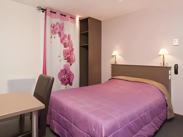 Room, Double Bed, MONTSOURIS ORLEANS HOTEL 3/3