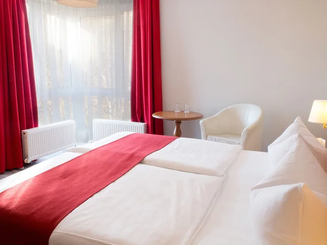 غرفة قياسية بسرير مزدوج، DORMERO HOTEL PLAUEN 2/7