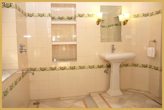 غرفة ديلوكس بإطلالة على الحديقة، Welcomeheritage Bijayniwas Palace 8/8