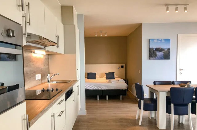 Suite, Bunk Bed, Sea View, Sofa, Holiday Suites Blankenberge 2/6