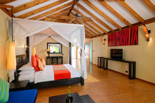 Premium Beach Villa with Whirlpool، Canareef Resort Maldives 7/9