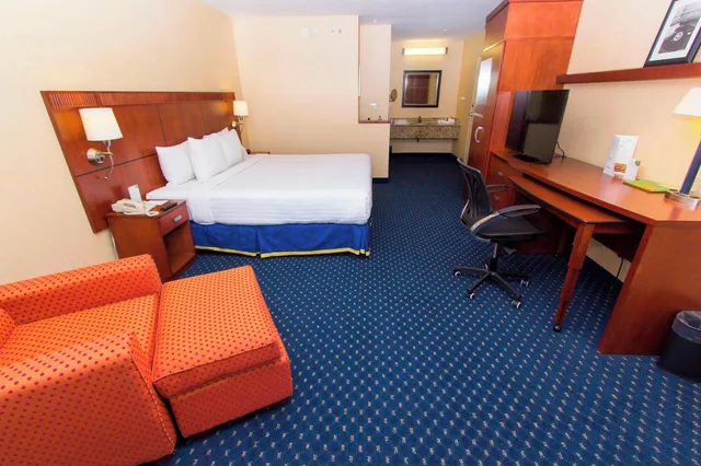 جناح بغرفة نوم واحدة، Courtyard by Marriott Monterrey San Jeronimo/Valle 7/10