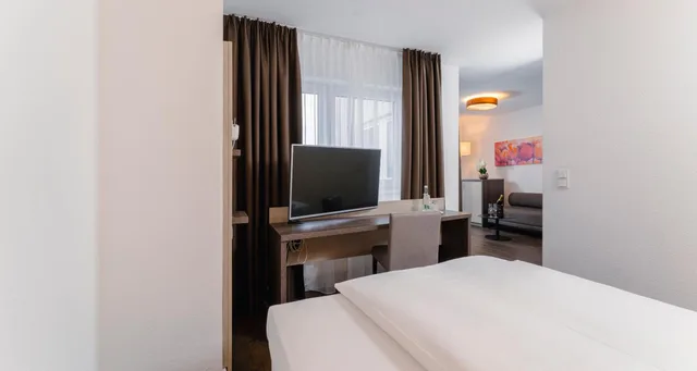 جناح، Hotel PLAZA INN Karlsruhe Nord 3/3