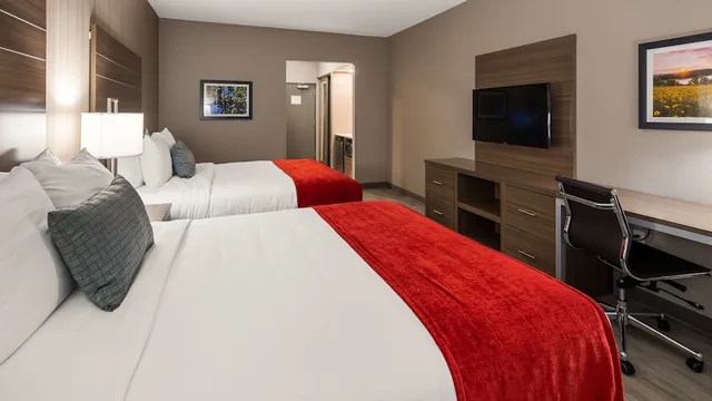 غرفة قياسية بسريرين كوين لذوي الإعاقة، Best Western Plus At La Crescent Event Center 3/7