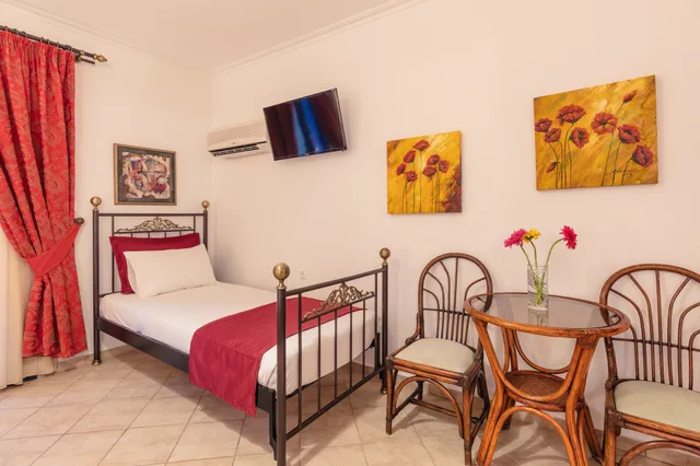 جناح جونيور كلاسيكي بسرير مزدوج مع أريكة بجاكوزي، Aktaion Beach Boutique Hotel and Spa 5/6