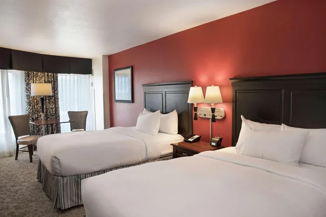 غرفة بزنس، President Abraham Lincoln Springfield a DoubleTree by Hilton 2/4