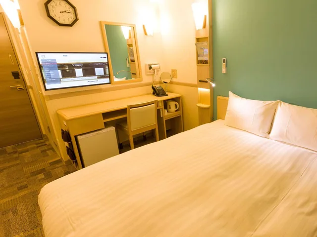 غرفة قياسية بسرير مزدوج للمدخنين، Toyoko Inn Omiyaeki Higashiguchi 1/1