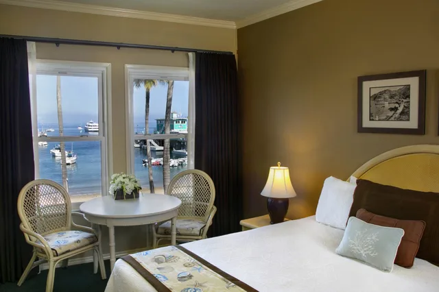 غرفة بسرير كوين بإطلالة على البحر، Hotel Mac Rae 1/2