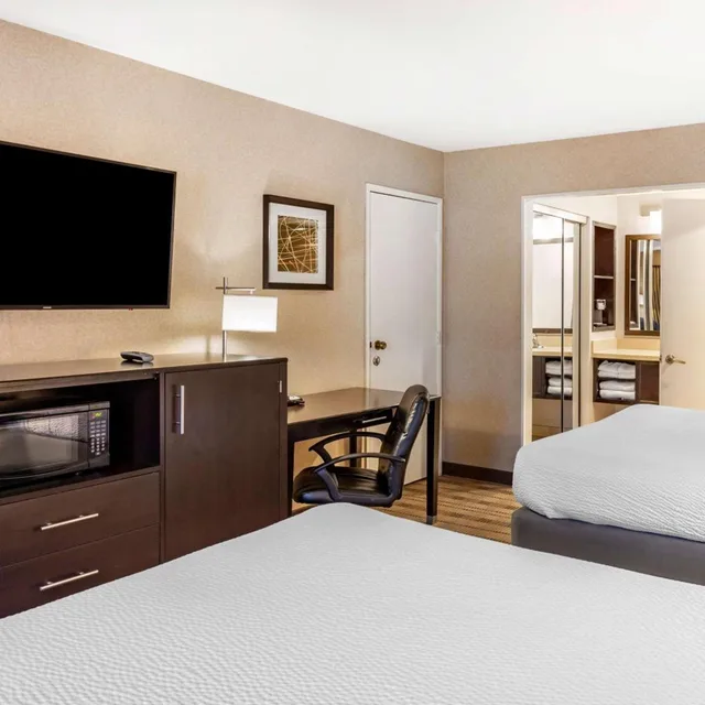 غرفة بسرير كوين، Best Western Country Inn 4/6