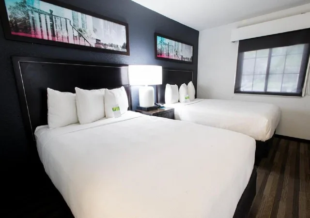 غرفة بسرير كوين مع أريكة لذوي الإعاقة، Hyatt House Los Angeles/Lax/Manhattan Beach 3/4