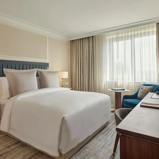 Superior, Private Garden، Jumeirah Carlton Tower London 1/6