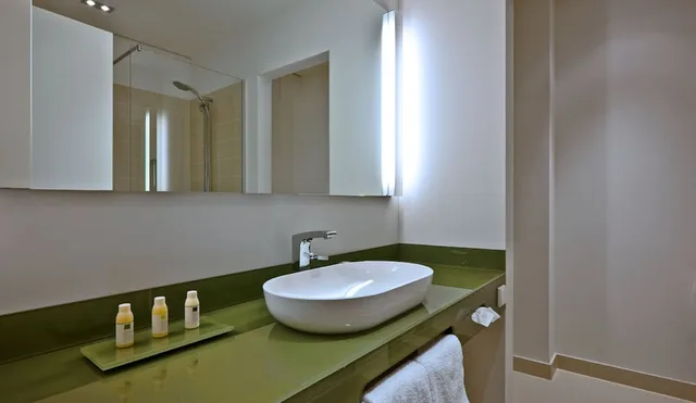 غرفة قياسية بسرير مزدوج، COSMO Hotel Berlin Mitte 4/4