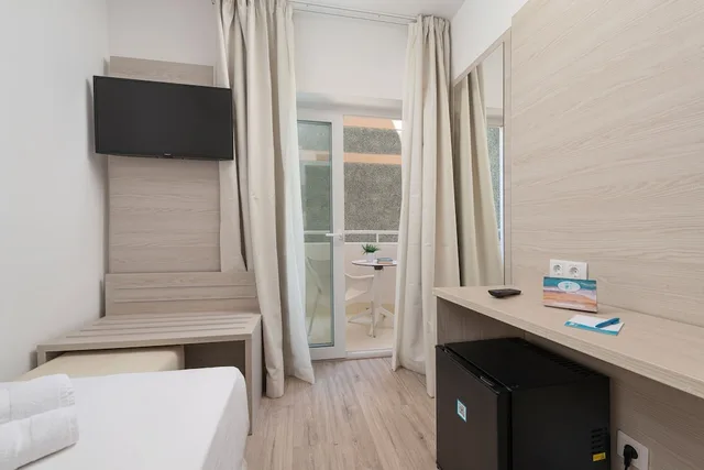 غرفة كومفورت مفردة بشرفة، Welikehotel Fenix 16/19