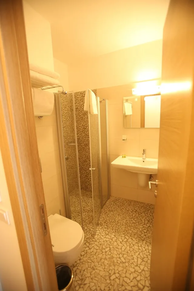 غرفة قياسية ثلاثية بسرير مزدوج وسرير فردي، Aria Doria Otel 8/10