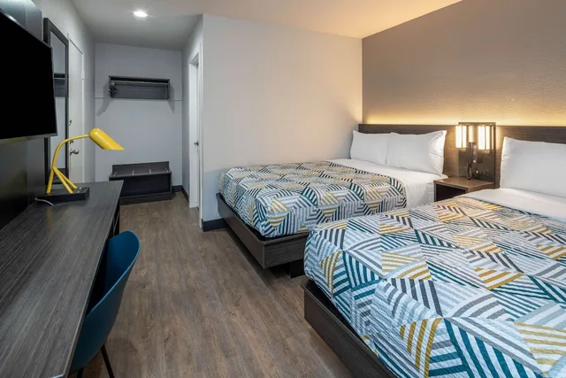 غرفة ديلوكس بسريرين مزدوجين، Motel6 Fontana 2/6