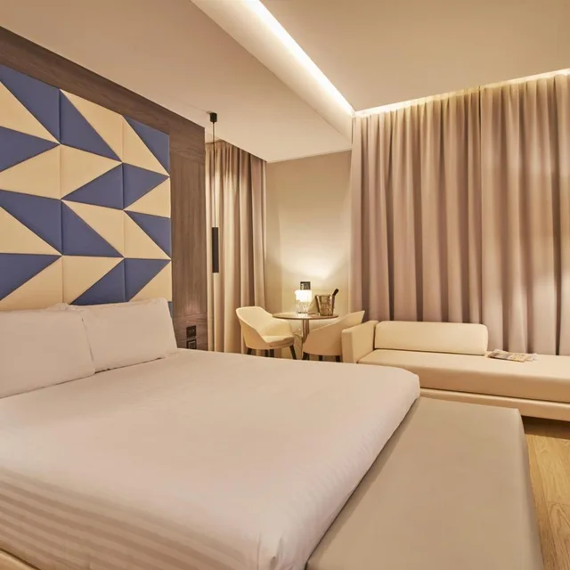 جناح جونيور ديلوكس مع أريكة، Ih Hotels Milano Ambasciatori 1/5