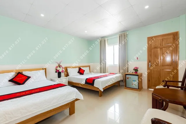غرفة عائلية رباعية بسريرين مزدوجين، Tuyet Lan Hotel 6/10