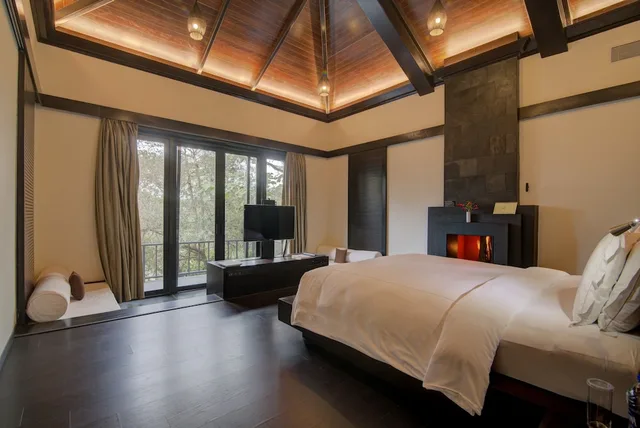 Superior, Cottage, Twin Beds, Taj Madikeri Resort Spa Coorg 2/3
