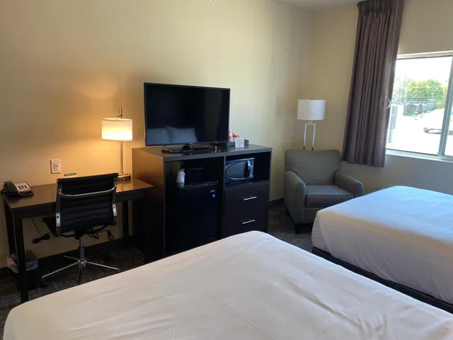 غرفة بسرير كوين لذوي الإعاقة، Cobblestone Inn & Suites - Forest City 7/10