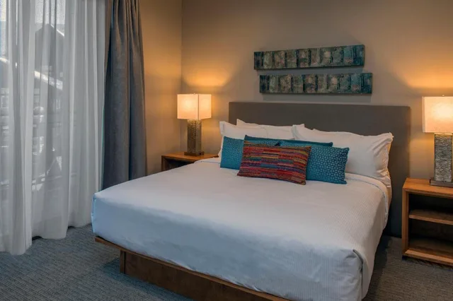 Residence, Suite, King Bed, Sofa، The Grand Colorado on Peak 8 1/3