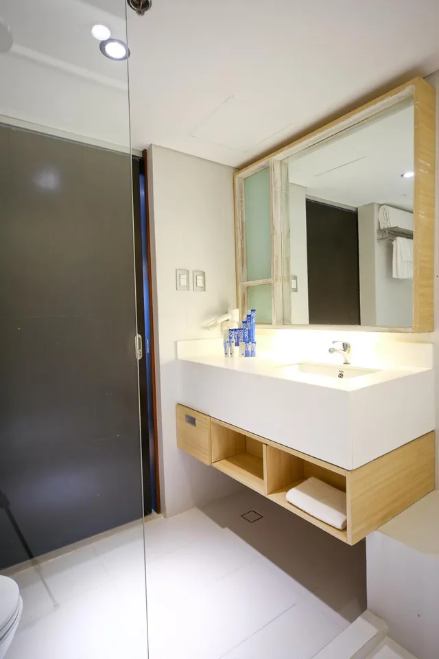 Cityscape, Queen Bed، TRYP by Wyndham Mall of Asia Manila 4/4