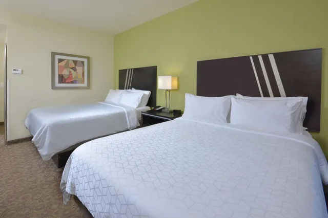 غرفة بسريرين كوين لذوي الإعاقة، Holiday Inn Express & Suites Clemson - Univ Area 2/7