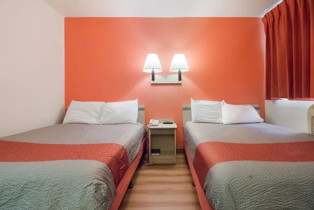 غرفة بسريرين مزدوجين، Motel6 Moses Lake, WA 5/8