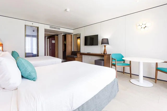 غرفة سوبيريور، Sonesta Maho Beach Resort And Casino And Spa 1/5