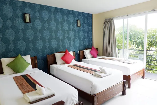 غرفة ثلاثية بشرفة، P.P. MAIYADA RESORT 4/10