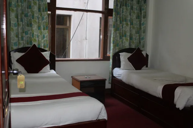 غرفة كومفورت بسريرين منفصلين بإطلالة على المدينة بحمام خاص، Hotel Lily Kathmandu 3/9