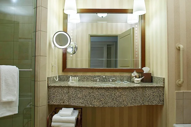Room, 2 Queen Beds, Resort View, Balcony، Renaissance Birmingham Ross Bridge Golf Resort And Spa 6/18