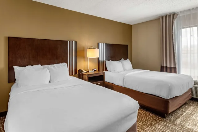 جناح بسريرين مزدوجين بغرفة نوم واحدة، Comfort Inn Paducah I-24 2/7