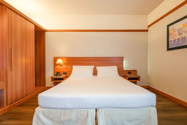 غرفة متصلة عائلية بسرير كوين وسريرين منفصلين، Shg Hotel Bologna 4/10