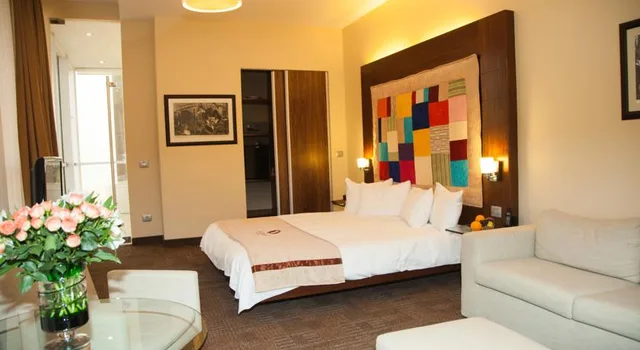 غرفة قياسية بسرير كينج، Landmark Baku Hotel 3/4