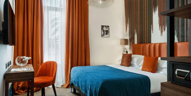 Atelier, Superior, Queen Bed، Hotel Verlaine Cannes 1/10
