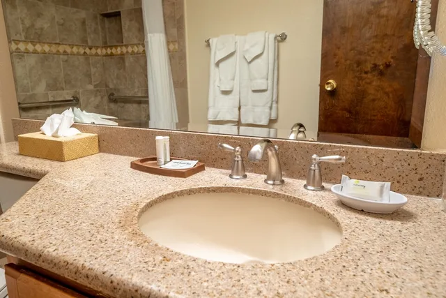 شقة سكنية قياسية بسرير كوين بغرفة نوم واحدة مع أريكة، Heidelberg Inn 8/10