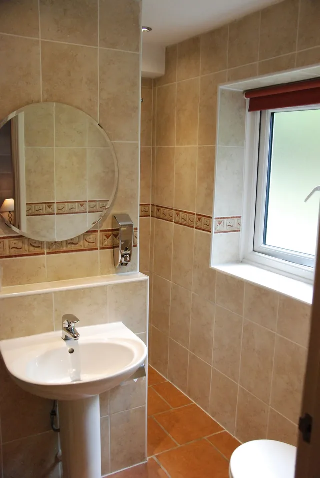 Room, Single, Single Bed, Tudor Lodge 2/2