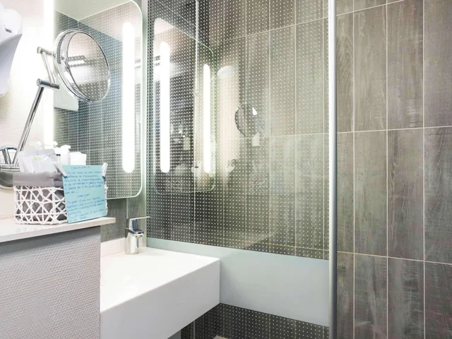 غرفة سوبيريور بسرير مزدوج، B&B Hotel Marseille Bonneveine 5/5