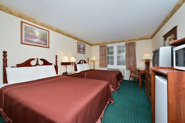 غرفة قياسية بسريرين كوين، Travelodge by Wyndham Great Barrington Berkshires 4/7