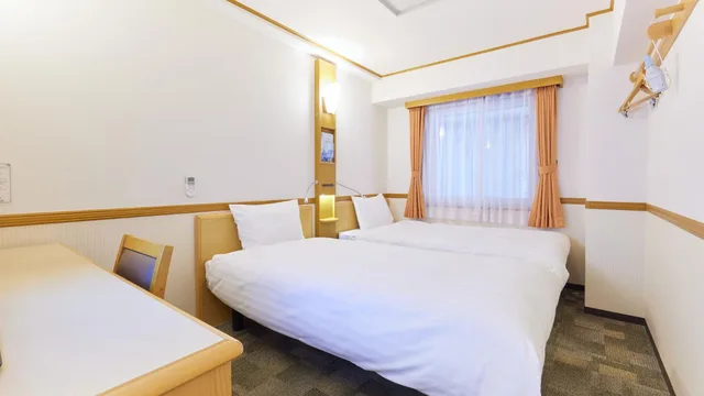 Room, Twin Beds, Smoking, Toyoko Inn Nagoya Eki Shinkansen Guchi 4/8