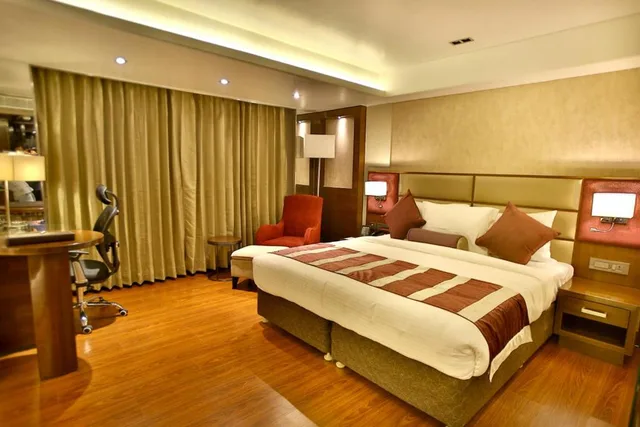 Executive, Regenta Central The Crystal 2/2